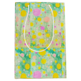 Pastel Pink, Greens and Yellow Circles Fun Design  ミディアムペーパーバッグ