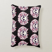 Pastel Pink Skull and Crossbones アクセントクッション (裏面(縦))