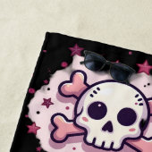 Pastel Pink Skull and Crossbones ビーチタオル (インサイチュ)