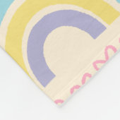 Pastel rainbows and hearts フリースブランケット (角)