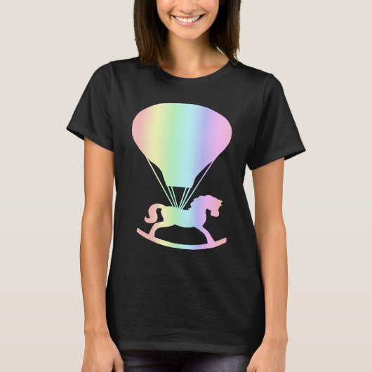 Pastel Rocking Horse Kids Nursery Hot Air Balloon Tシャツ (正面)