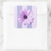 Pastel stripes pattern with Daisies スクエアシール (バッグ)