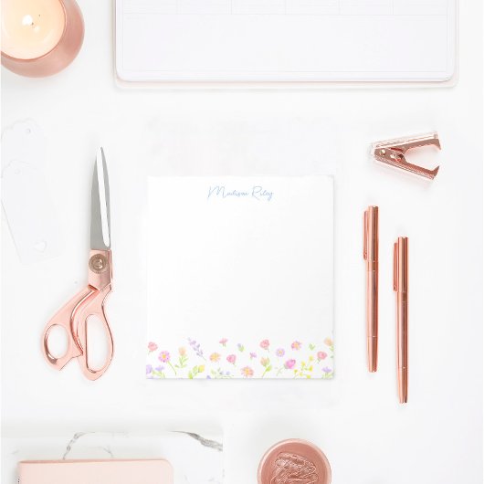 Pastel Wildflower Personalized Blue Notepad ノートパッド