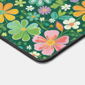 Pastel Wildflowers In Pink Purple Orange And Green デスクマット (コーナー)