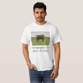 Pasture Mood - 牛の写真Tシャツ Tシャツ (正面フル)