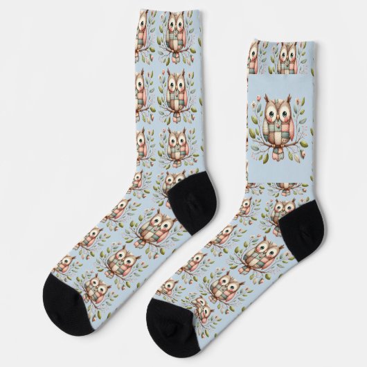 Patchwork Owl in Whimsical Woodland ソックス (左)