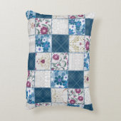 Patchwork seamless floral lace pattern background アクセントクッション (裏面(縦))
