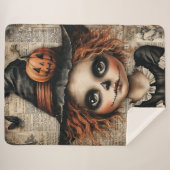 Patchwork Whimsy：影の中で待つ人形 シェルパブランケット (正面(横))