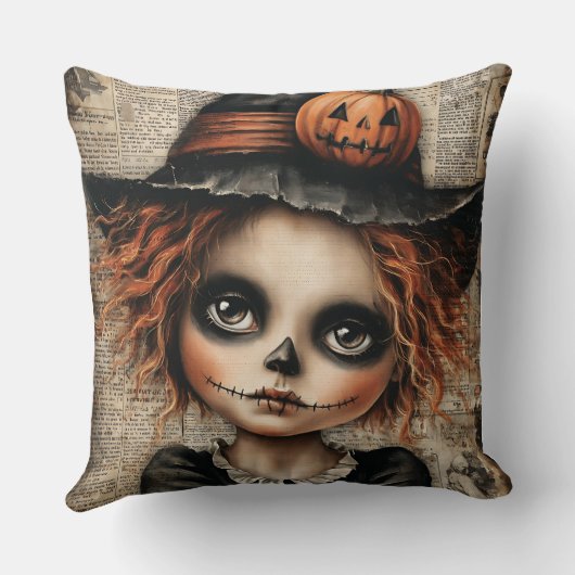 Patchwork Whimsy: The Doll Who Waits in Shadows クッション (裏面)