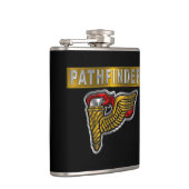 Pathfinder Badge- “Pathfinder” Flask フラスク (右)