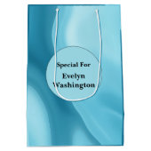 Patina Blue Soft Glow Gradient Abstract ミディアムペーパーバッグ (裏面)