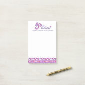 Patricia Pパーソナライズされたの名前はノートを投稿することを意味する ポストイット (デスク上)