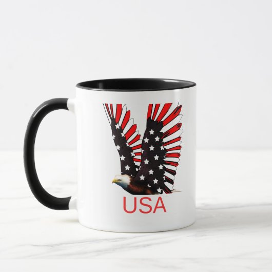 Patriotic Bald Eagle Flying Design マグカップ (左)