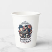Patriotic Chess Player Vector Graphic Tee 紙コップ (正面)