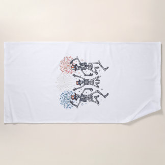 Patriotic Dancing Skeleton Fireworks Vintage Shirt ビーチタオル