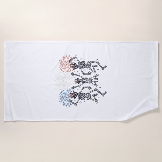 Patriotic Dancing Skeleton Fireworks Vintage Shirt ビーチタオル (正面)