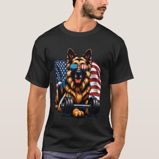 Patriotic German Shepherd Dog Bodybuilding America Tシャツ (正面)