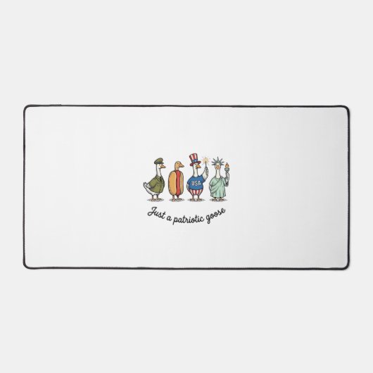 Patriotic Goose Vintage Engraving Funny USA Shirt  デスクマット (正面)