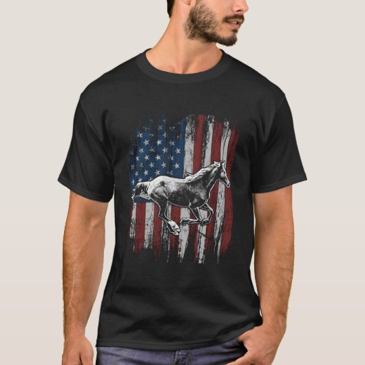 Patriotic Horse American Flag Horseback Riding Tシャツ (正面)