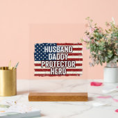 Patriotic Husband Daddy Protector Hero Flag Shirt  アクリルサイン (ウェディング)