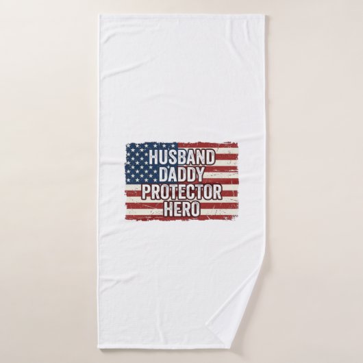 Patriotic Husband Daddy Protector Hero Flag Shirt  バスタオル (バスタオル)