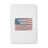 Patriotic Husband Daddy Protector Hero Flag Shirt  バスマット (正面縦)
