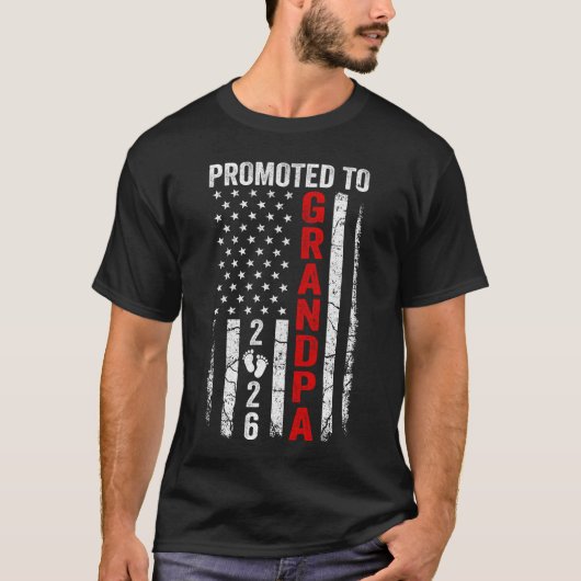 Patriotic Promoted To Grandpa 2026 First Time New  Tシャツ (正面)
