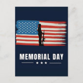 Patriotic Soldier Holding US Flag Postcard シーズンポストカード (正面)