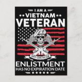 Patriotic Soldier Holding US Flag Postcard シーズンポストカード (正面)