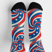 Patriotic Swirling Stars & Stripes Bold USA Pride ソックス (上部)