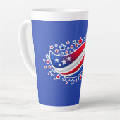 Patriotic Wavy American Flag with Stars | Red Whit カフェラテマグ (左アングル)