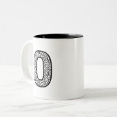 Pattern Letter O セラミック コーヒー マグ (正面左)