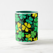 Pattern St. Patrick's Day Clovers マグカップ (中央)