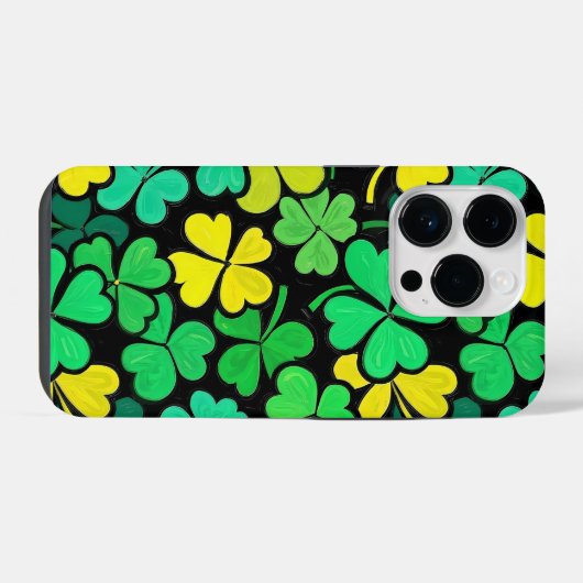 Pattern St. Patrick's Day Clovers  iPhoneケース (裏面横)