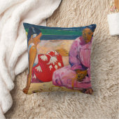 Paul Gauguin - Tahitian Women on theビーチ クッション (ブランケット)