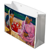 Paul Gauguin - Tahitian Women on theビーチ ラージペーパーバッグ (正面アングル)