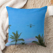 Paul McGehee「ツリートップフライヤー」枕 クッション (ブランケット)