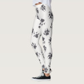 Paw足跡:犬のモノクロシームレス。 レギンス (左)