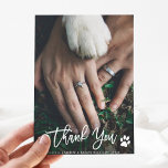 Paw Prints 結婚's Thank You Photo Card サンキューカード<br><div class="desc">白い前背にベージュクラフト紙プリントと写真サンキューカードをプリント。結婚式、誕生日、卒業式などのイベントに最適。</div>