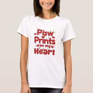 Paw Prints on My Heart Cute Dog Lover Design Tシャツ