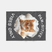 Paw Sitive Vibes Only Cat Photo Black  フリースブランケット (正面(横))