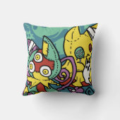 Paw-sitively Frightful | Monstrous Cats Halloween クッション (裏面)