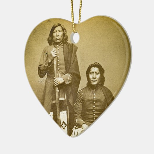 Pawneeの偵察者の1870年代のStereoviewの2ヴィンテージ セラミックオーナメント (左)