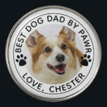 PAWR写真おもしろい最高のパウェプリントによる犬のパパ ゴルフボールマーカー<br><div class="desc">この編集可能なタイトルでドッグパーソナライズされたパパのためのフォトゴルフボールマーカーを作成します最高のおもしろいDOGパパBY PAWRと自分の文字の下にを作成します。すべての文字は必要に応じて変更できる。彼の誕生日、父の日、または休日の贈り物に彼のための思い出に残る写真のギフト。アシスタンス：救済デザインの変更やパーソナライズ、色の変更や別の製品へのデザインの転送に関しては、Zazzleチャットメッセージタブまたは電子メールで連絡BEFORE ORDERING。 makeitaboutyoustore@gmail.comを介してデザイナーに連絡する。</div>