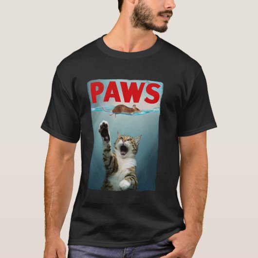 PAWSパロディー 猫 ネズミ 楽しい 猫がネズミを追う 子猫 Tシャツ (正面)