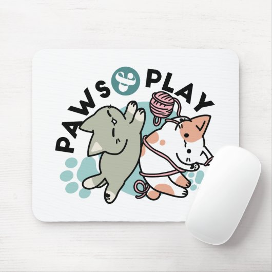 Paws and Play – かわいい猫のイラスト マウスパッド (マウス)