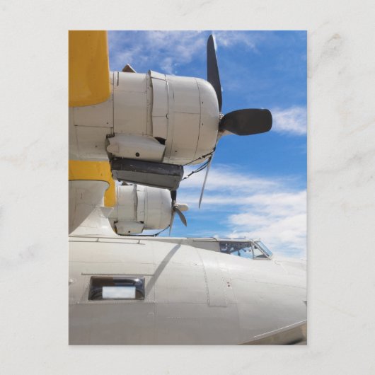 PBYプロップと青い空 ポストカード (正面)