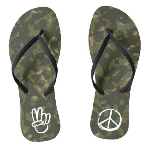 PEACEシンボルハンドVサインヒッパイグリーンカモフラージュ ビーチサンダル