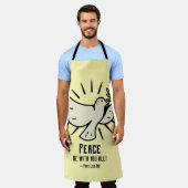 Peace Dove Eプロン – "Peace Be With You All!" エプロン (着用した状態)