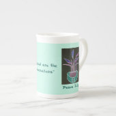 Peace Lily ボーンチャイナマグカップ (正面右)